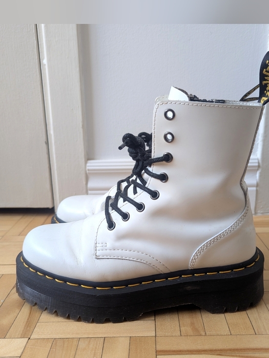 Dr. Martens Shoes - Jadon Smooth Leather Platform Boots
